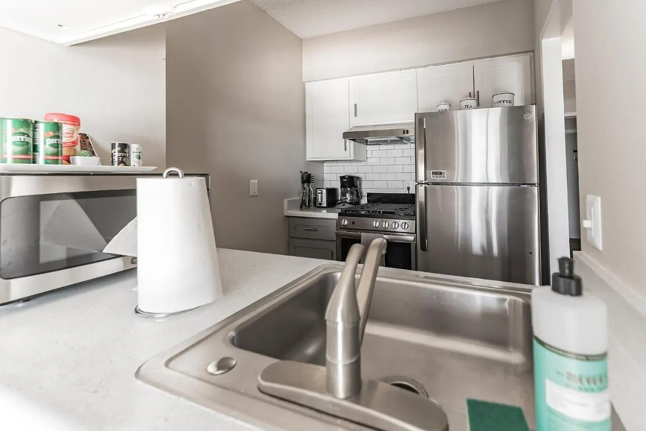 Bargain Downtown Memphis Apartment W Amenities