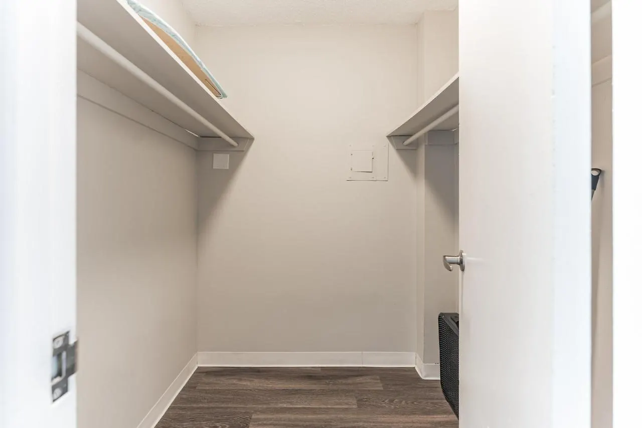 Bargain Downtown Memphis Apartment W Amenities